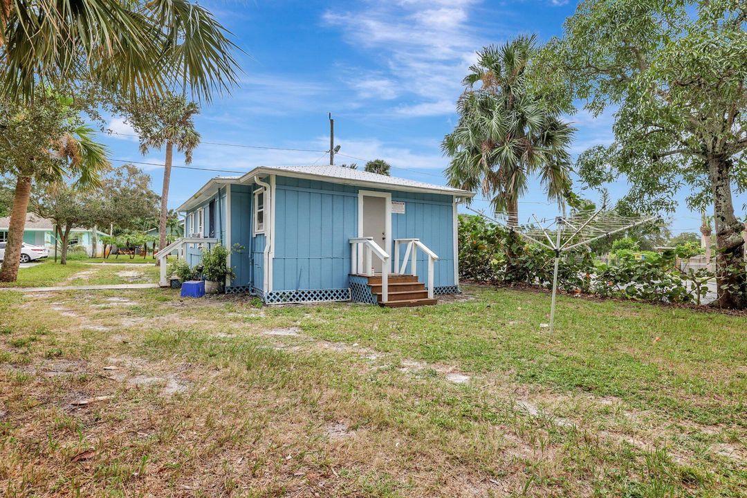 Под контрактом: $1,300 (1 спален, 1 ванн, 640 Квадратных фут)