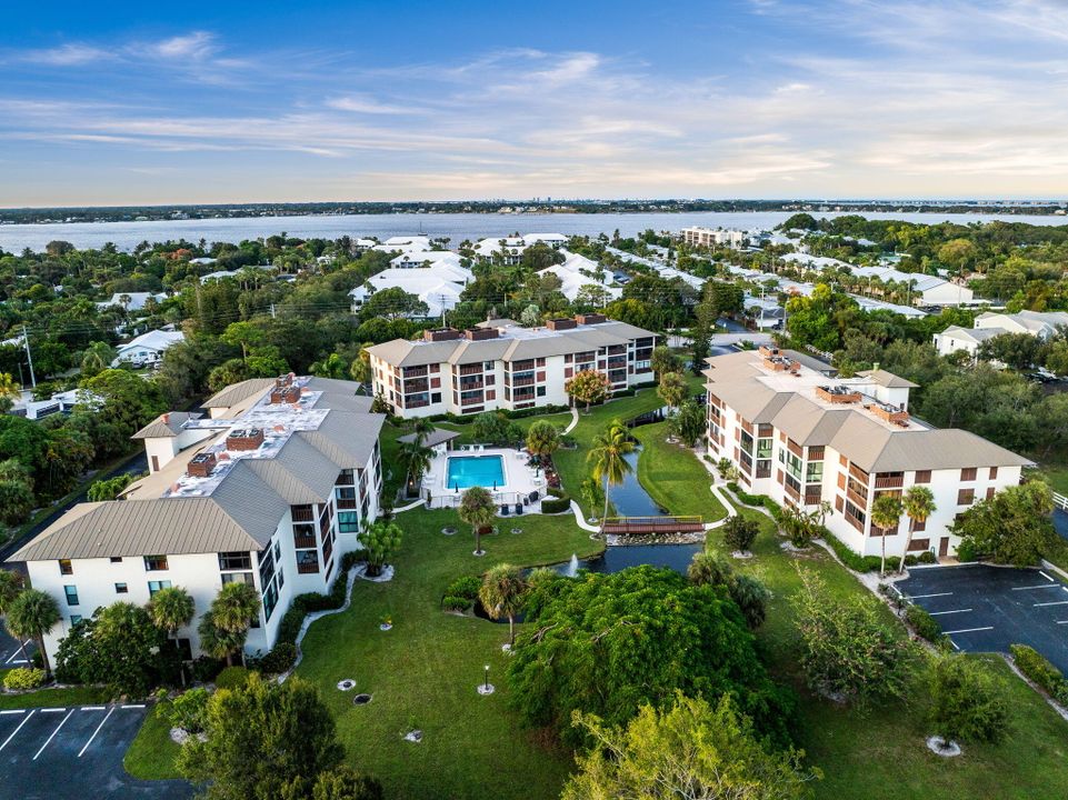 En Venta: $295,000 (2 camas, 2 baños, 1485 Pies cuadrados)