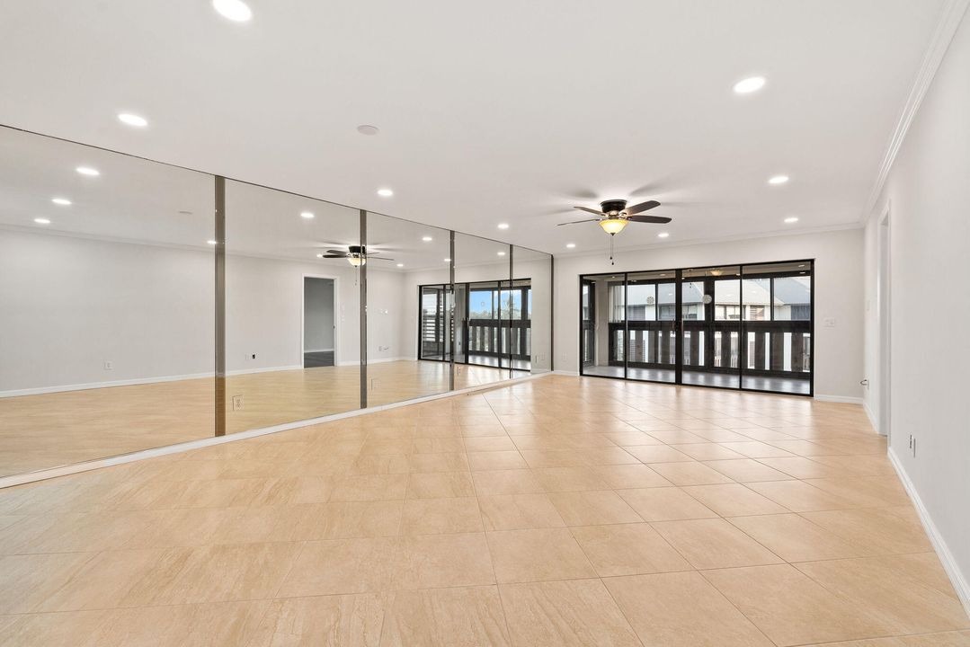 En Venta: $295,000 (2 camas, 2 baños, 1485 Pies cuadrados)