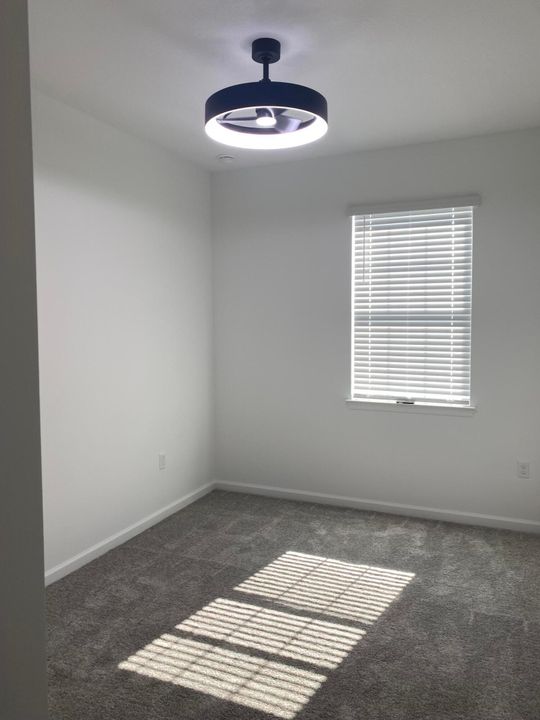 En Renta: $2,850 (3 camas, 2 baños, 1550 Pies cuadrados)