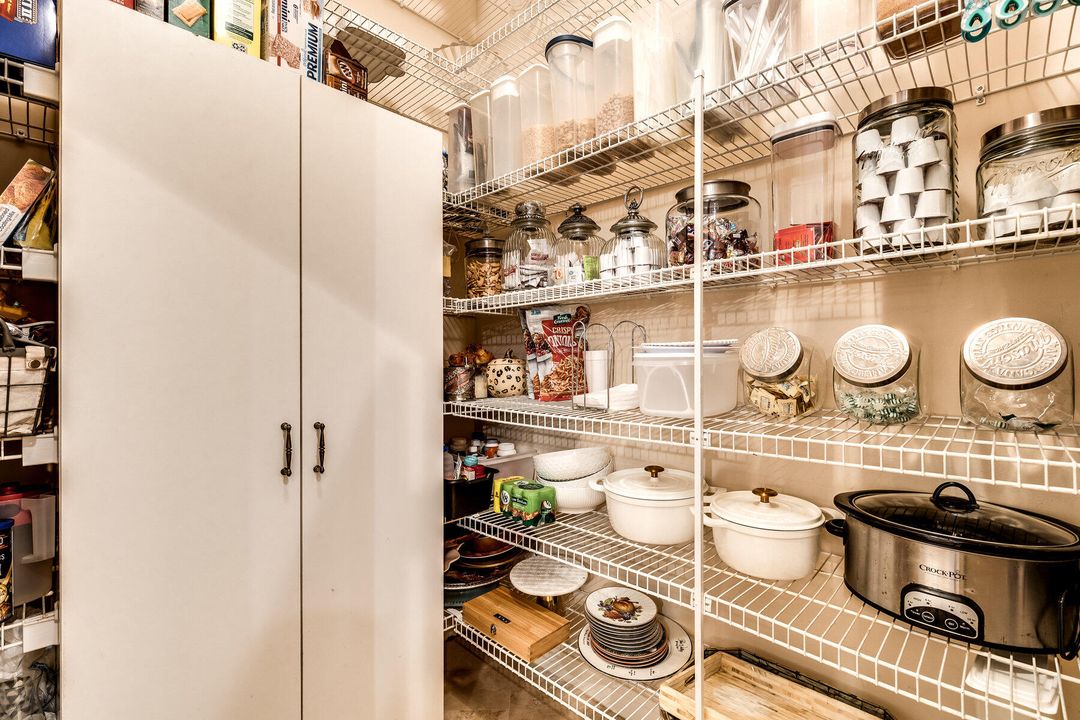 На продажу: $949,000 (4 спален, 4 ванн, 2740 Квадратных фут)