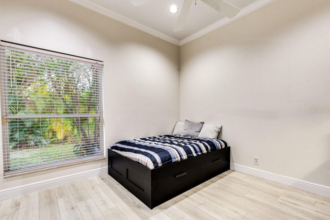 На продажу: $949,000 (4 спален, 4 ванн, 2740 Квадратных фут)