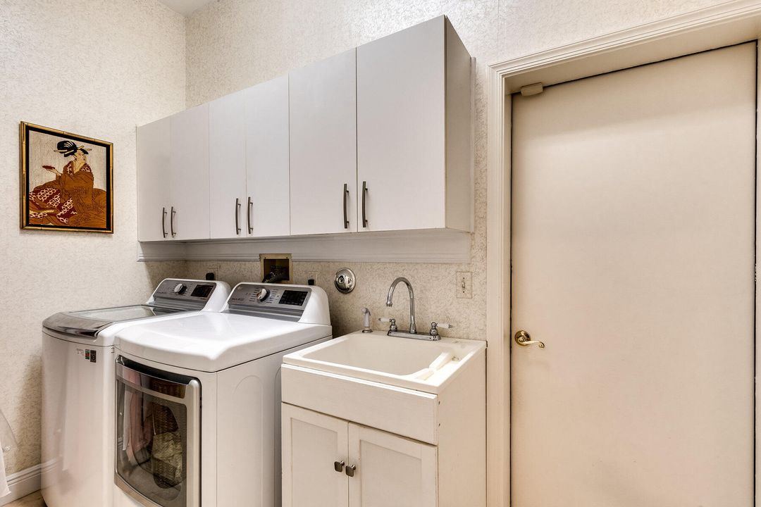 На продажу: $949,000 (4 спален, 4 ванн, 2740 Квадратных фут)