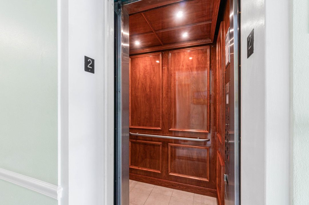 For Sale: $1,464,500 (2 beds, 2 baths, 1765 Square Feet)