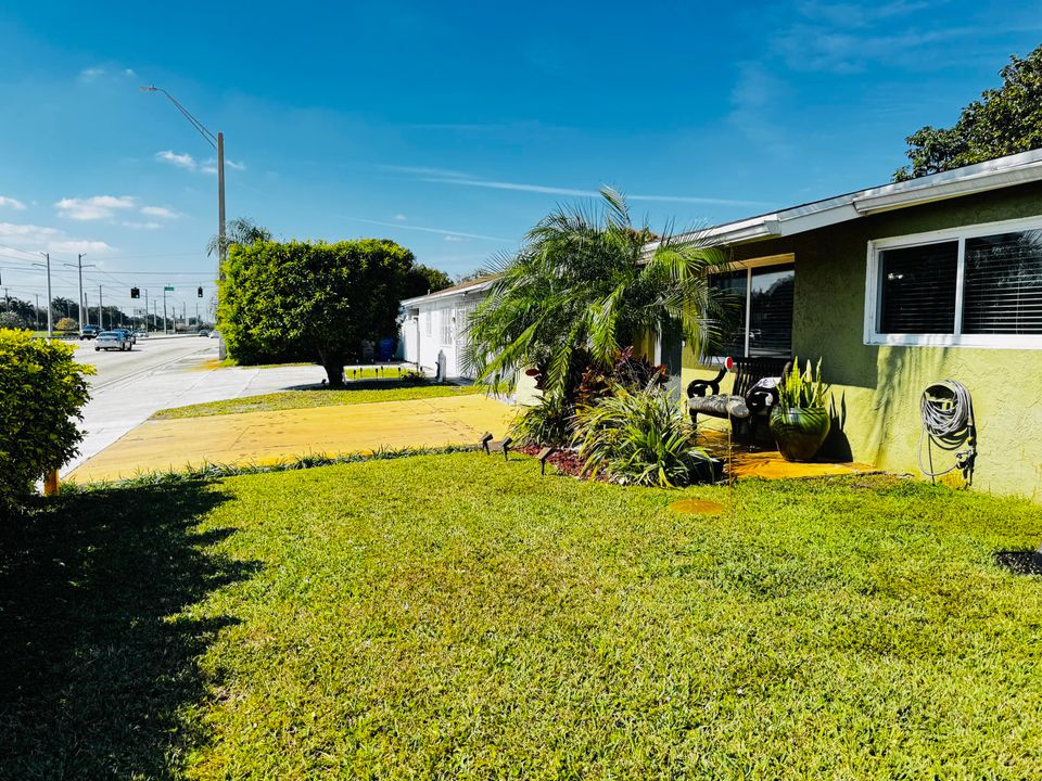 En Venta: $635,000 (3 camas, 2 baños, 1308 Pies cuadrados)