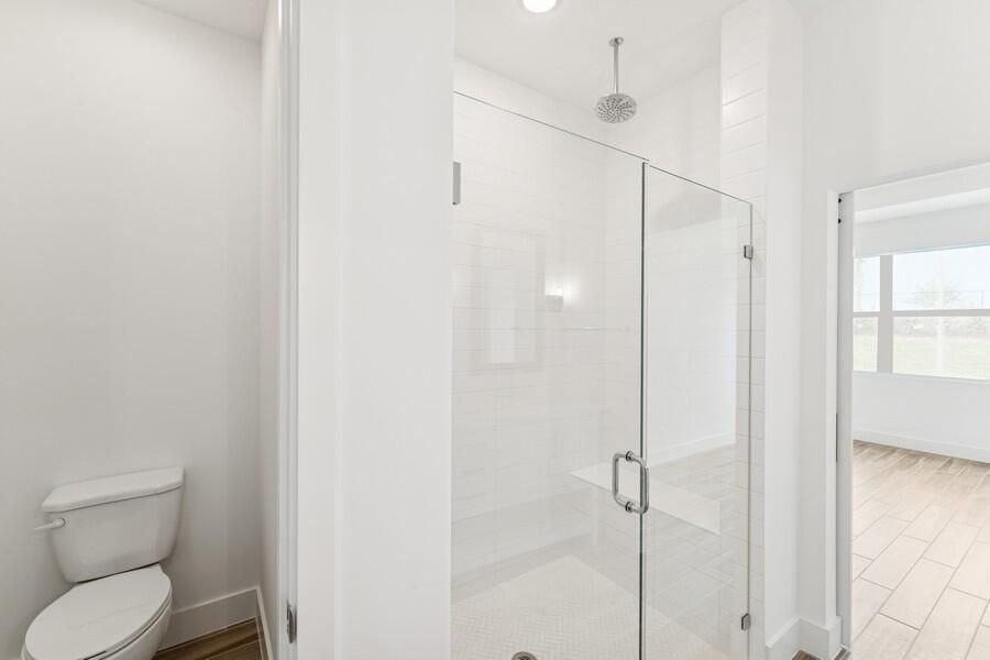 For Sale: $399,995 (2 beds, 2 baths, 1572 Square Feet)