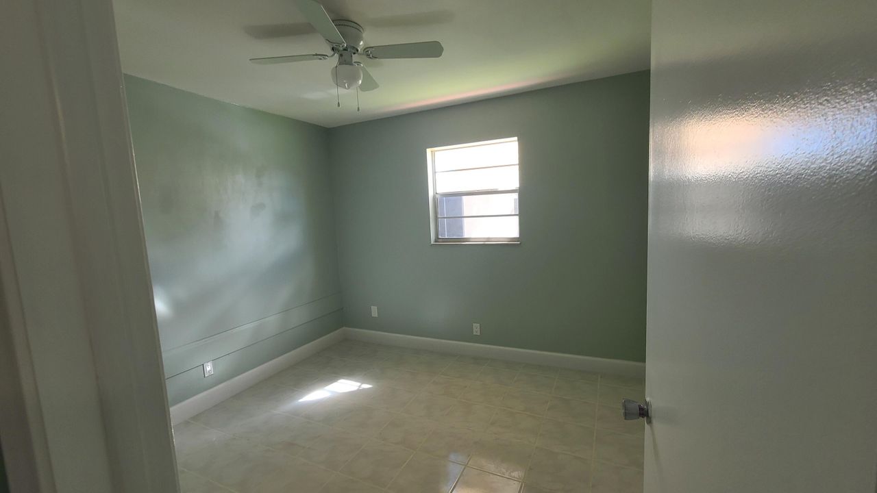 出租: $2,080 (2 贝兹, 2 浴室, 1100 平方英尺)