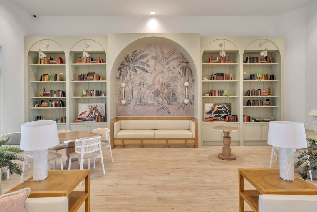 For Sale: $399,995 (2 beds, 2 baths, 1572 Square Feet)