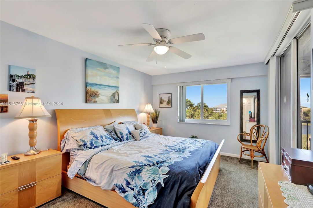 出租: $7,000 (2 贝兹, 2 浴室, 1056 平方英尺)