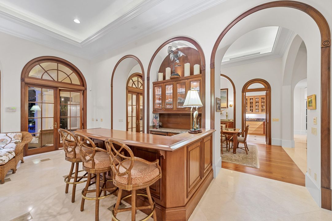 For Sale: $7,250,000 (4 beds, 5 baths, 6353 Square Feet)