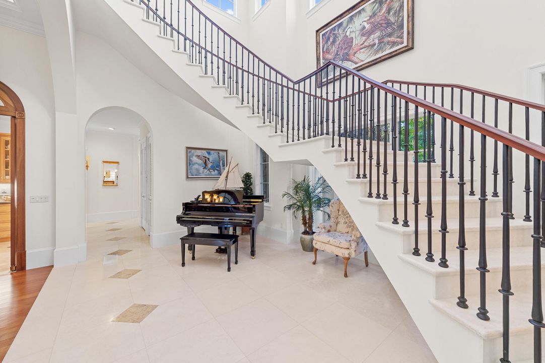 For Sale: $7,250,000 (4 beds, 5 baths, 6353 Square Feet)