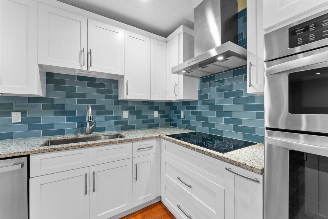 For Sale: $1,089,000 (3 beds, 2 baths, 1705 Square Feet)