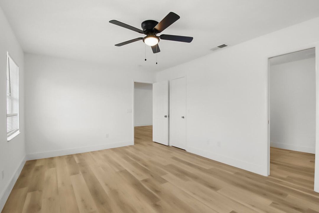 For Sale: $349,000 (3 beds, 2 baths, 1208 Square Feet)