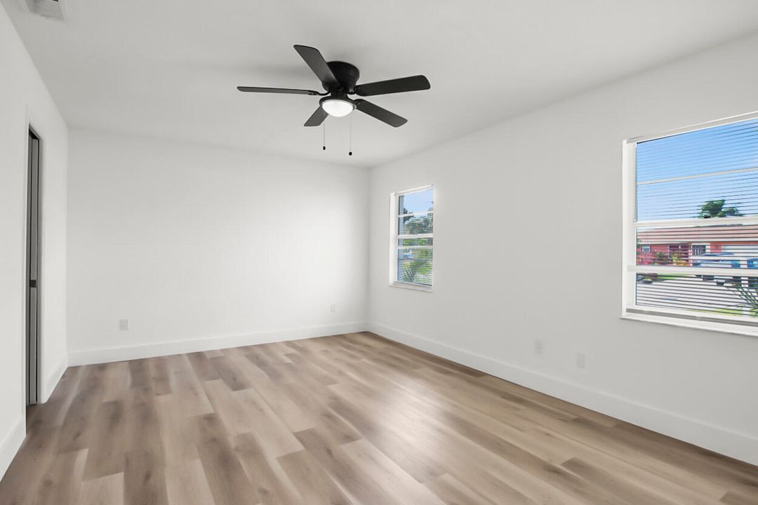 For Sale: $349,000 (3 beds, 2 baths, 1208 Square Feet)