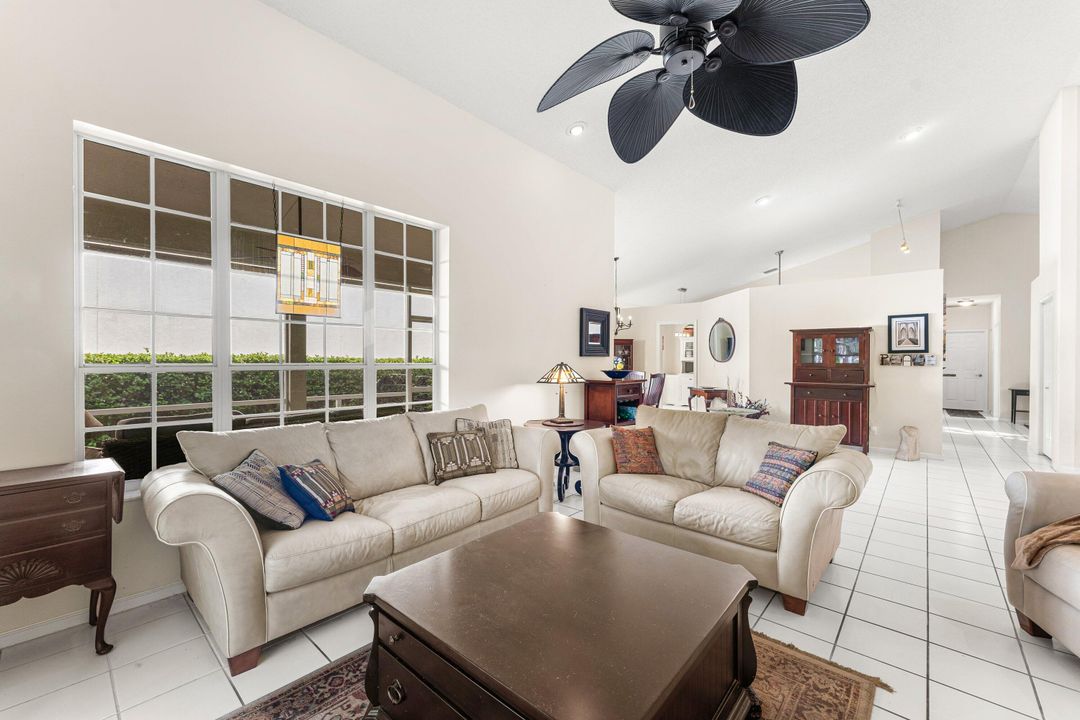 En Venta: $599,900 (2 camas, 2 baños, 1846 Pies cuadrados)