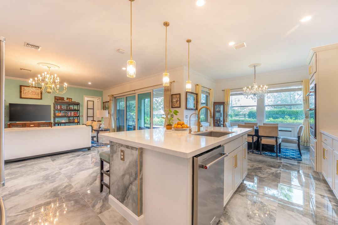 For Sale: $1,200,000 (4 beds, 4 baths, 3600 Square Feet)