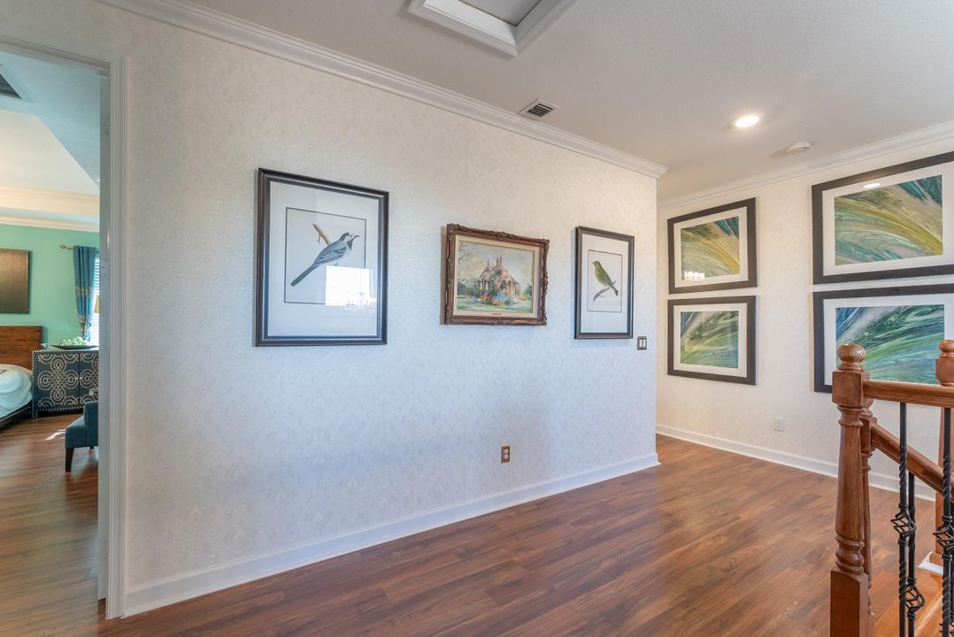 For Sale: $1,200,000 (4 beds, 4 baths, 3600 Square Feet)