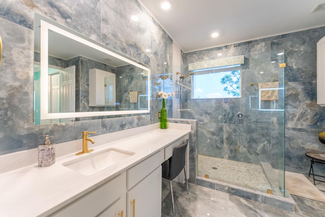 For Sale: $1,200,000 (4 beds, 4 baths, 3600 Square Feet)