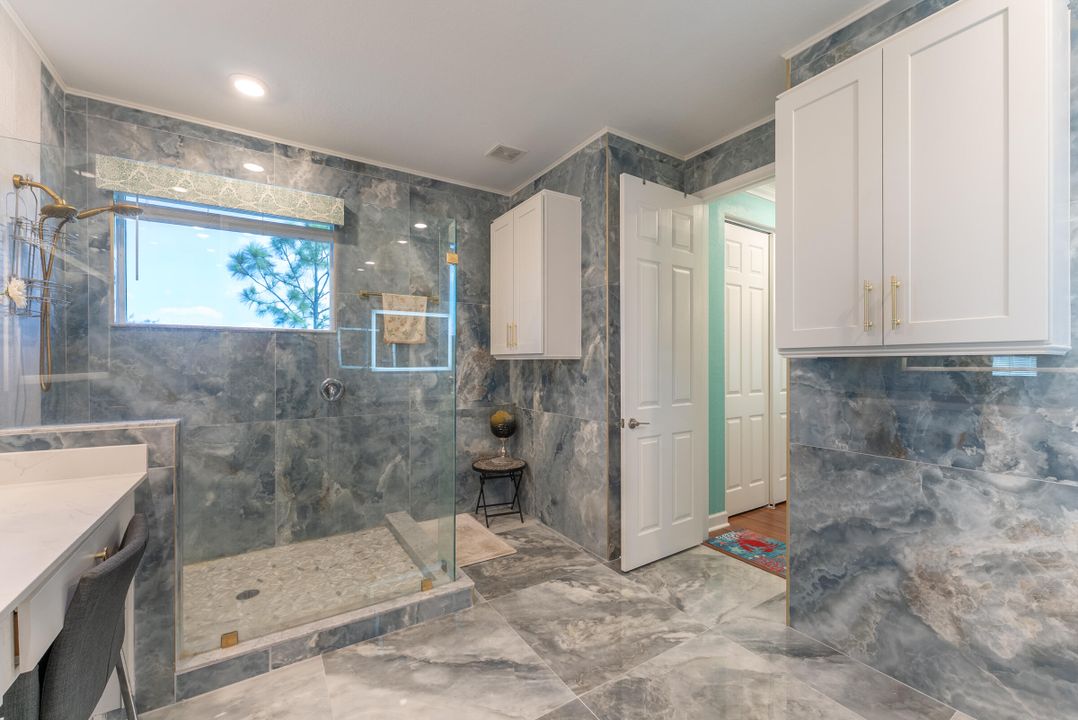 For Sale: $1,200,000 (4 beds, 4 baths, 3600 Square Feet)