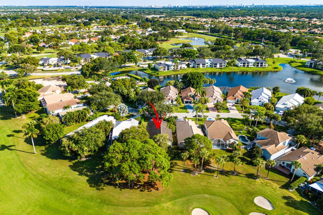 En Venta: $599,900 (2 camas, 2 baños, 1846 Pies cuadrados)