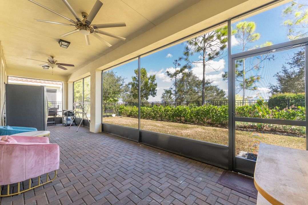 For Sale: $1,200,000 (4 beds, 4 baths, 3600 Square Feet)