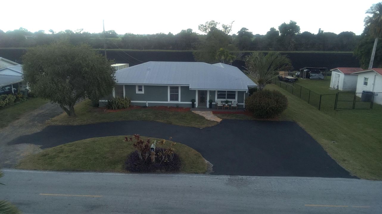 На продажу: $399,000 (4 спален, 2 ванн, 1799 Квадратных фут)