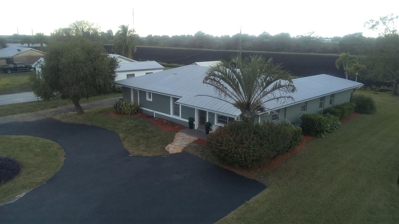 На продажу: $399,000 (4 спален, 2 ванн, 1799 Квадратных фут)