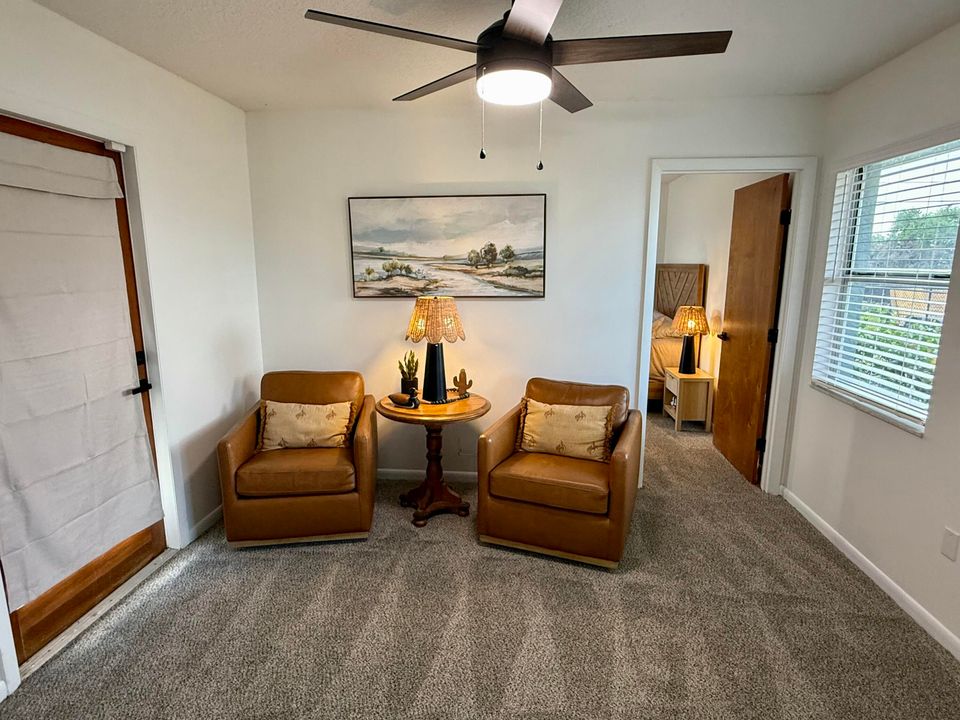 На продажу: $399,000 (4 спален, 2 ванн, 1799 Квадратных фут)