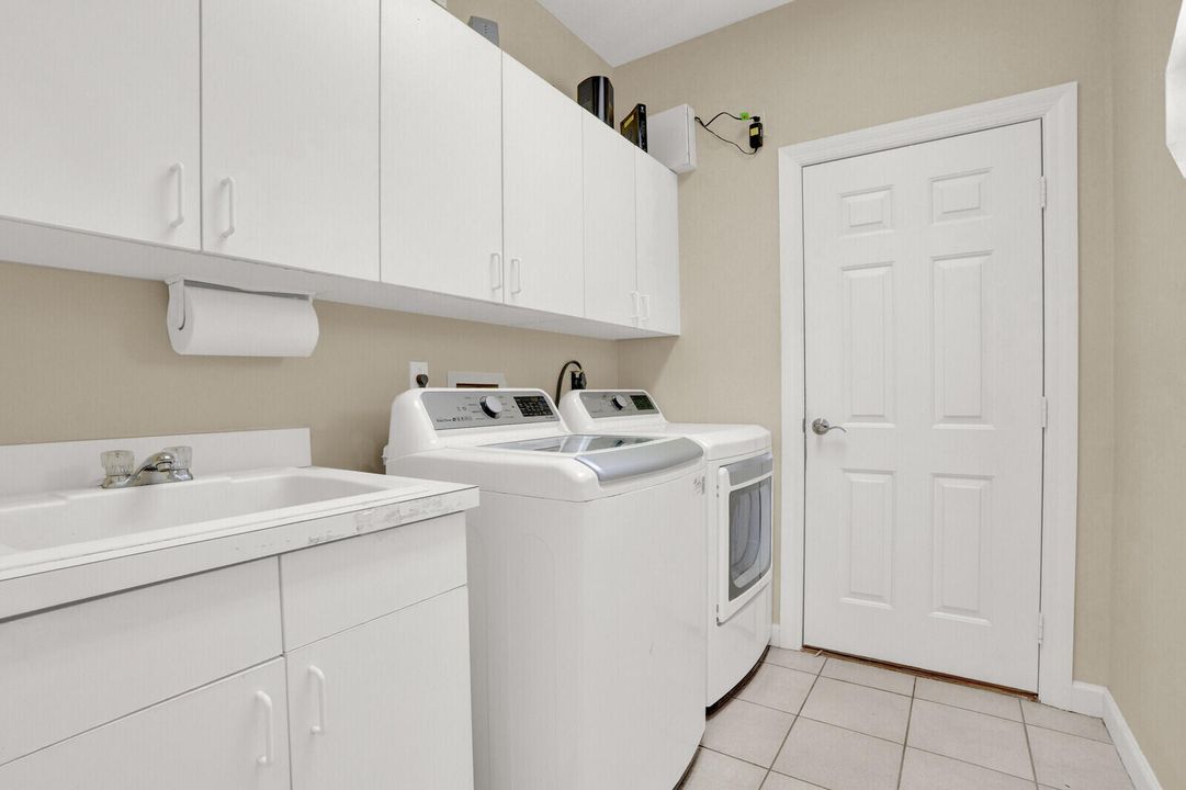 Activo con contrato: $699,959 (3 camas, 2 baños, 1765 Pies cuadrados)