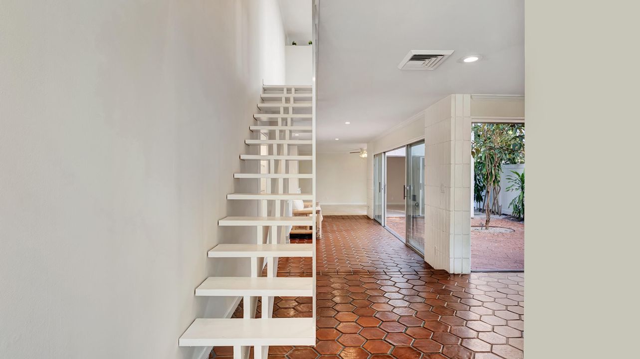 待售: $1,485,000 (0 贝兹, 0 浴室, 3058 平方英尺)