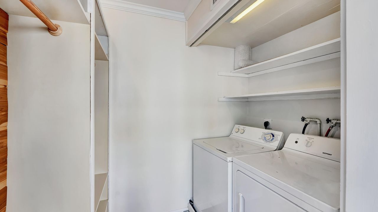 待售: $1,485,000 (0 贝兹, 0 浴室, 3058 平方英尺)