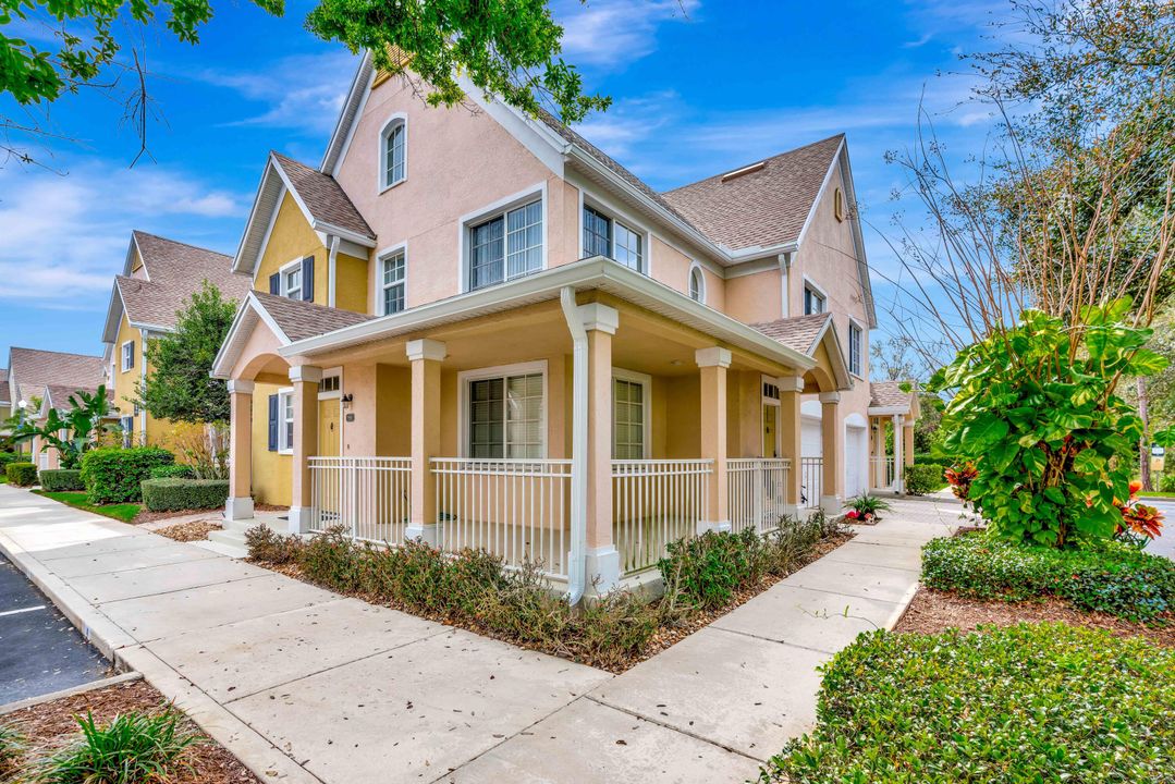 На продажу: $239,000 (2 спален, 2 ванн, 1209 Квадратных фут)