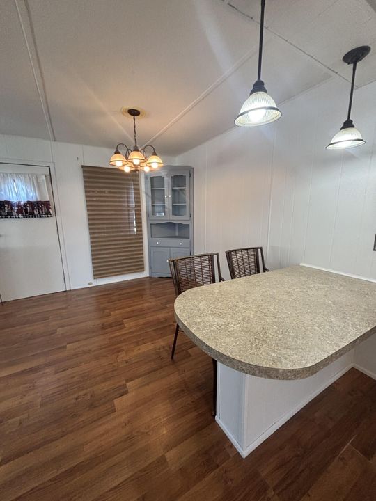 For Sale: $39,900 (2 beds, 2 baths, 984 Square Feet)