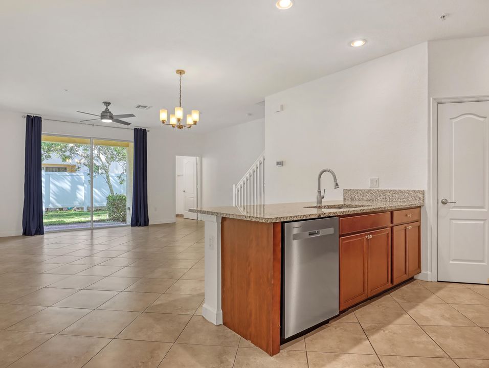 For Sale: $329,000 (3 beds, 2 baths, 1540 Square Feet)