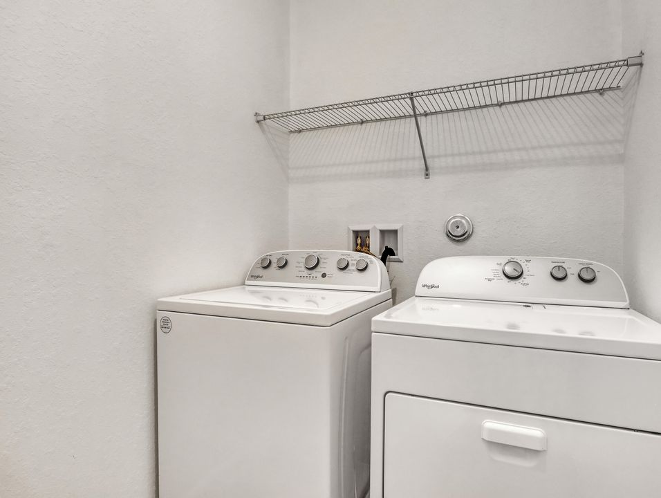 For Sale: $329,000 (3 beds, 2 baths, 1540 Square Feet)