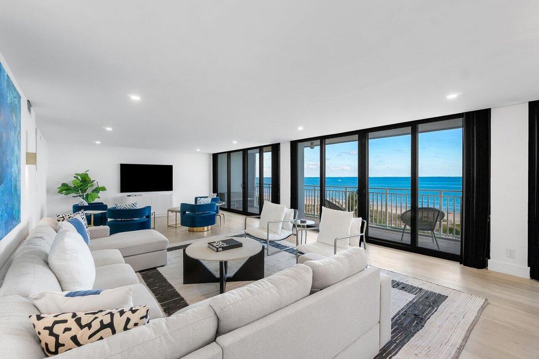 For Sale: $2,190,000 (3 beds, 2 baths, 2101 Square Feet)