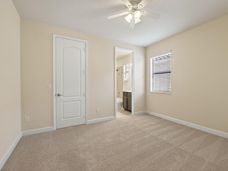 Active With Contract: $749,900 (5 beds, 4 baths, 3192 Square Feet)