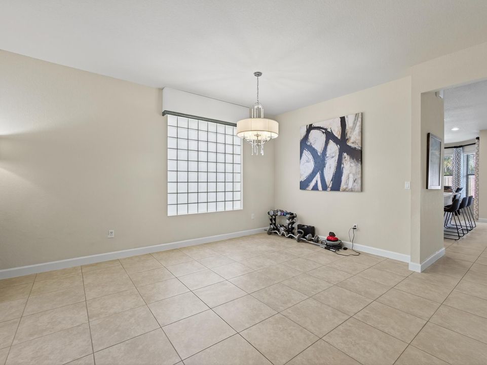 Active With Contract: $749,900 (5 beds, 4 baths, 3192 Square Feet)