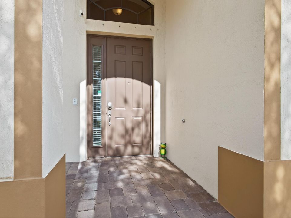 Active With Contract: $749,900 (5 beds, 4 baths, 3192 Square Feet)