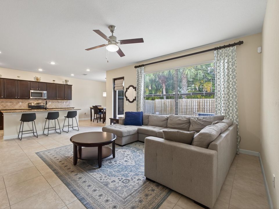 Active With Contract: $749,900 (5 beds, 4 baths, 3192 Square Feet)