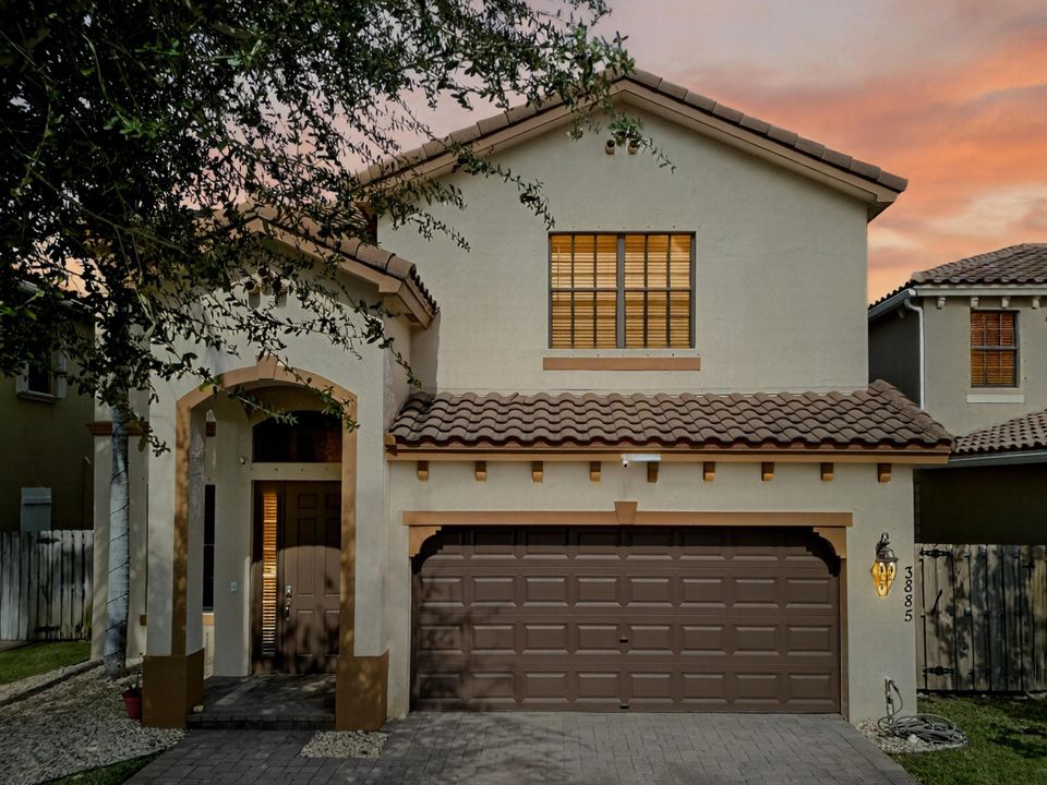 Active With Contract: $749,900 (5 beds, 4 baths, 3192 Square Feet)