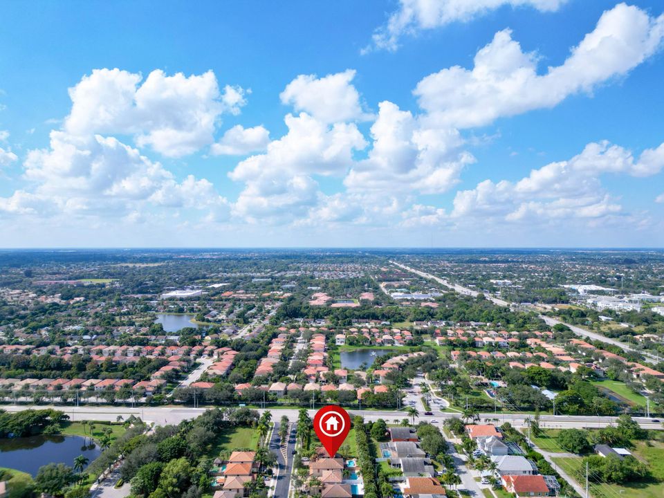 Active With Contract: $749,900 (5 beds, 4 baths, 3192 Square Feet)