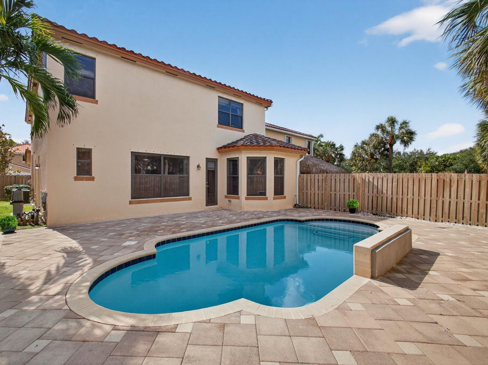 Active With Contract: $749,900 (5 beds, 4 baths, 3192 Square Feet)