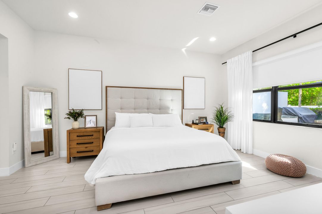 For Sale: $825,000 (3 beds, 2 baths, 2121 Square Feet)