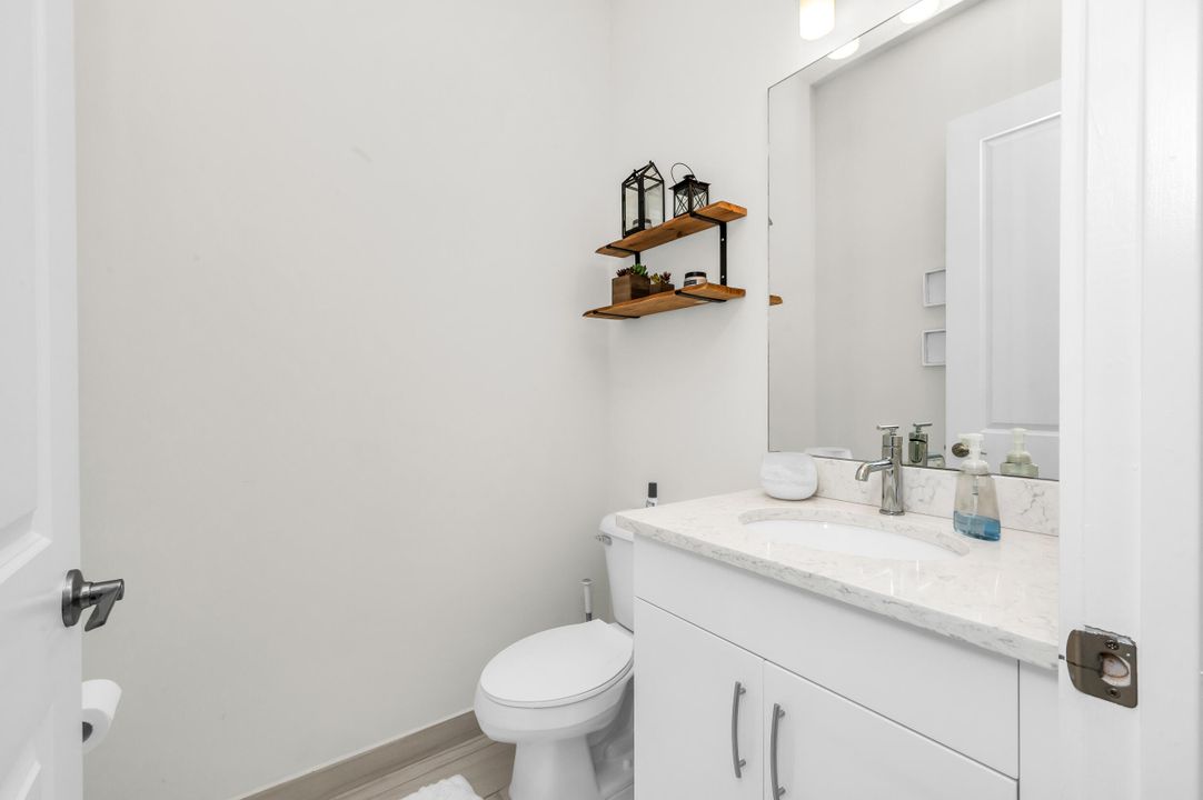 For Sale: $825,000 (3 beds, 2 baths, 2121 Square Feet)