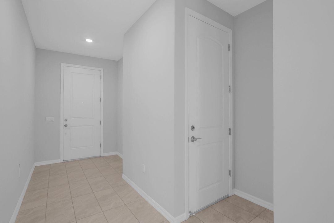 For Sale: $825,000 (5 beds, 3 baths, 2776 Square Feet)