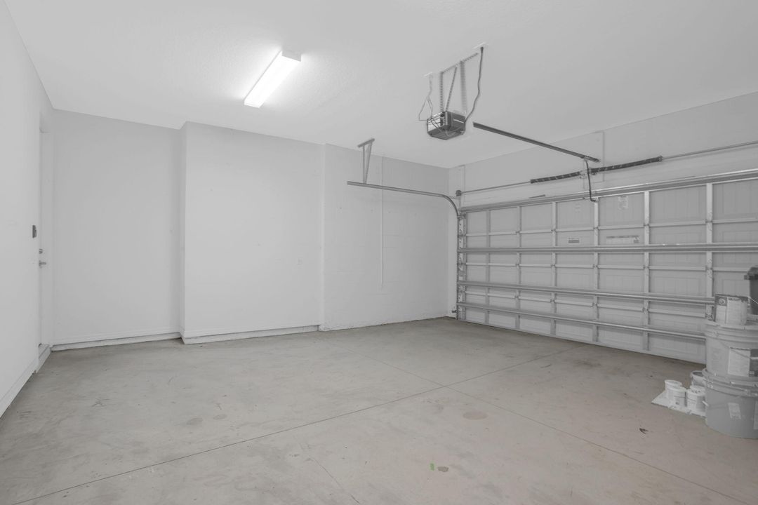 For Sale: $825,000 (5 beds, 3 baths, 2776 Square Feet)