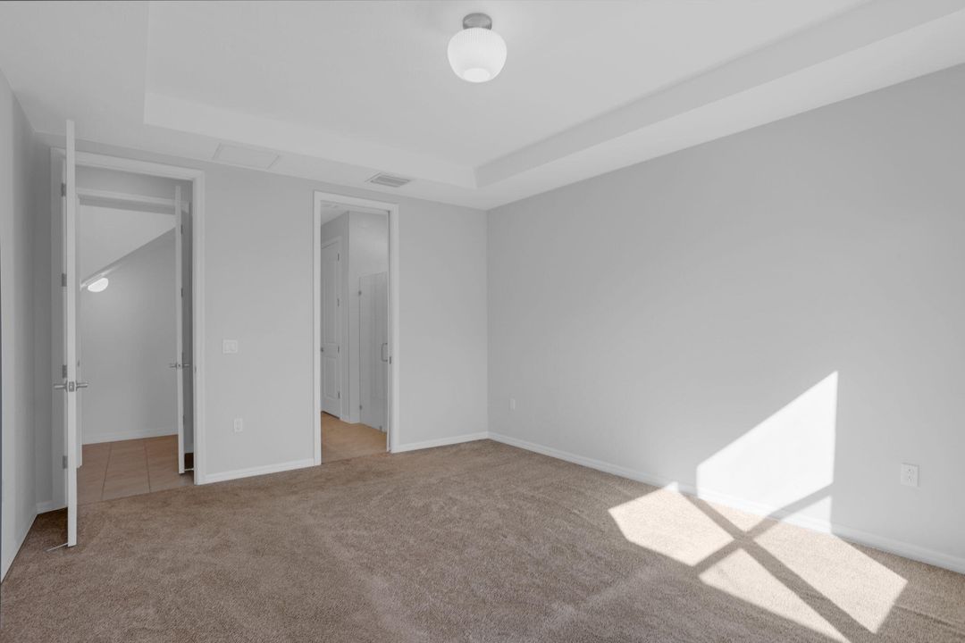 For Sale: $825,000 (5 beds, 3 baths, 2776 Square Feet)