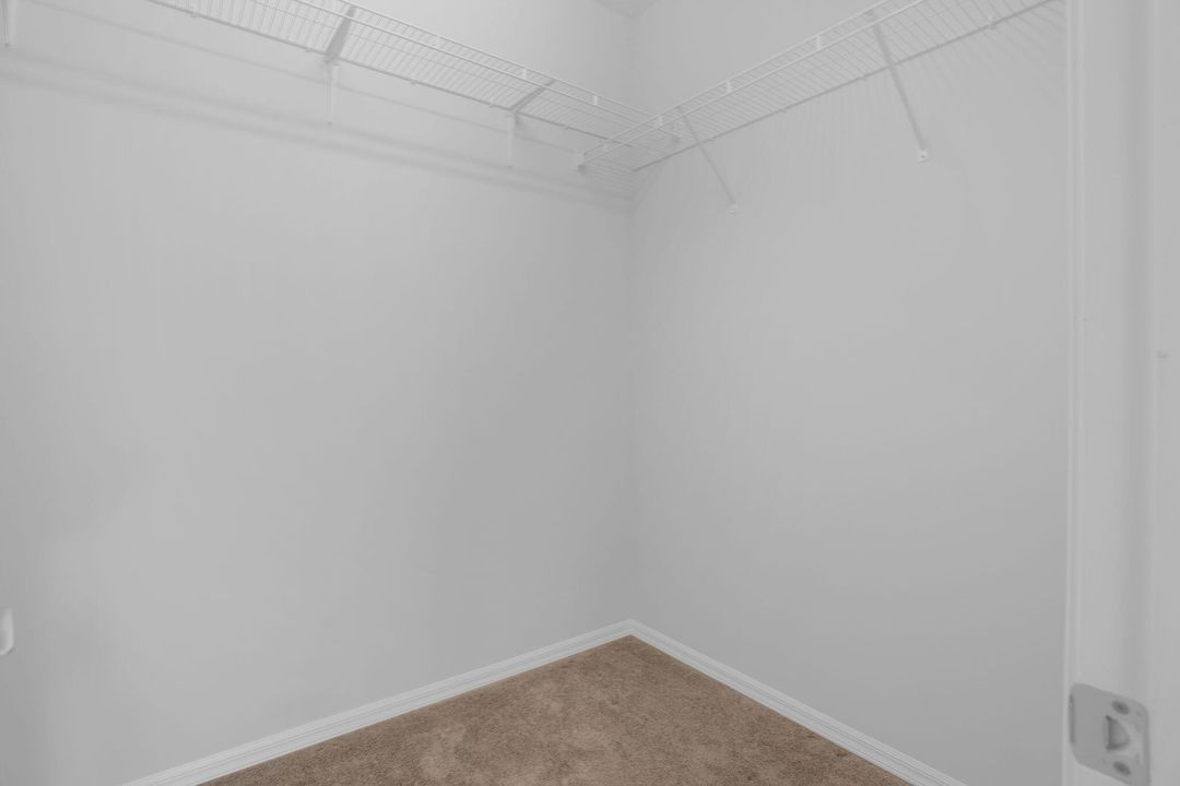 For Sale: $825,000 (5 beds, 3 baths, 2776 Square Feet)