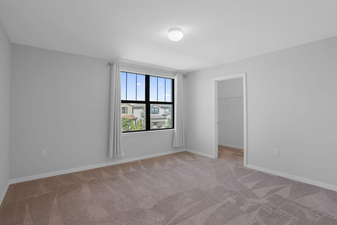 For Sale: $825,000 (5 beds, 3 baths, 2776 Square Feet)